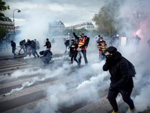 revuelta-paris-65436